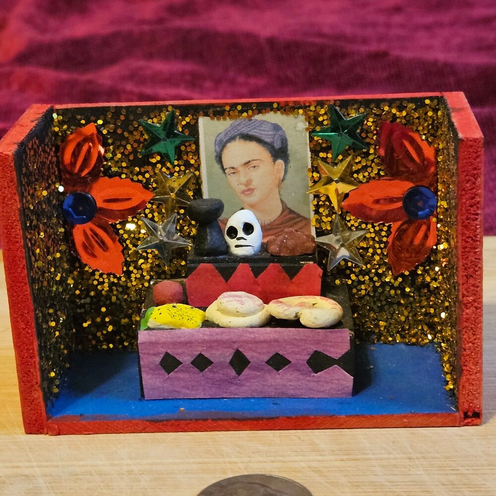 VINTAGE OAXACAN FRIDA HOMAGE DIORAMA